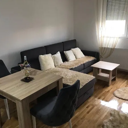 アパート Apartment Mg Lux *